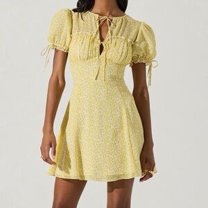 Women's Puff-Sleeve Bow-Detail Dress